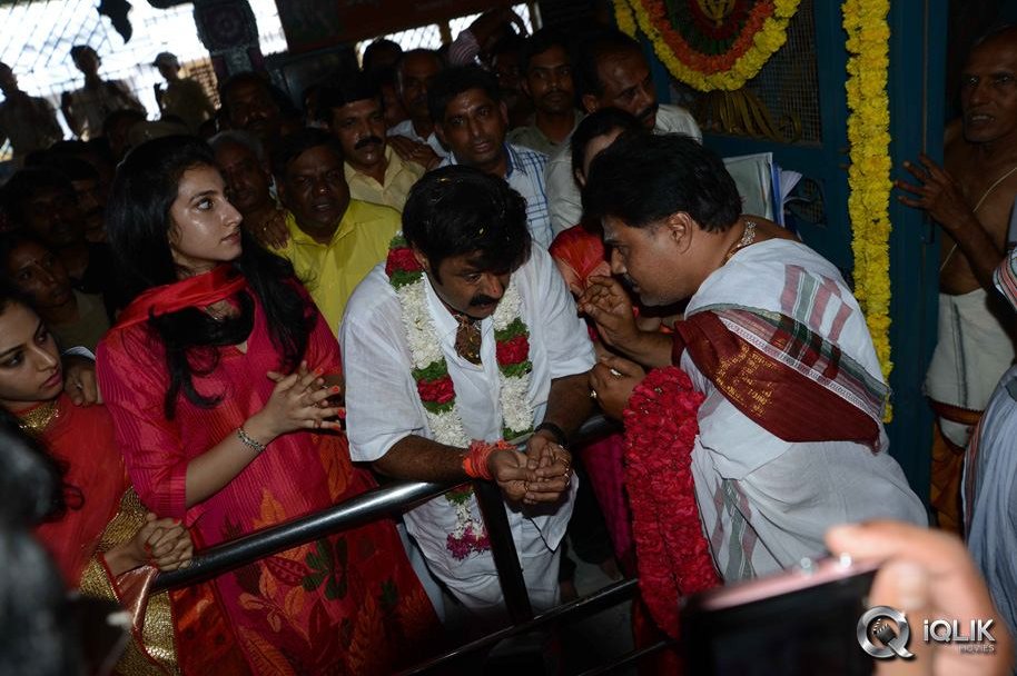 Balakrishna%20at%20Hindupur_iqlik123iqli