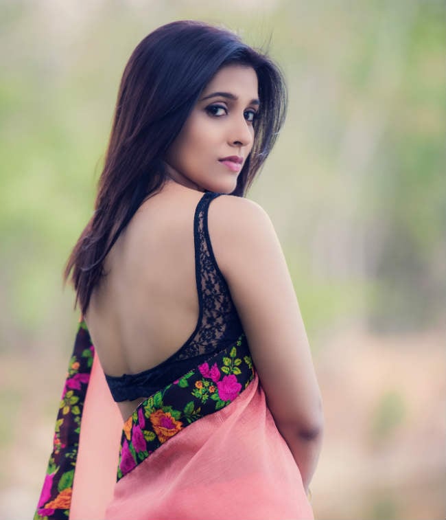 Rashmi Gautam Never Thought that She Would Become a Glam Girl