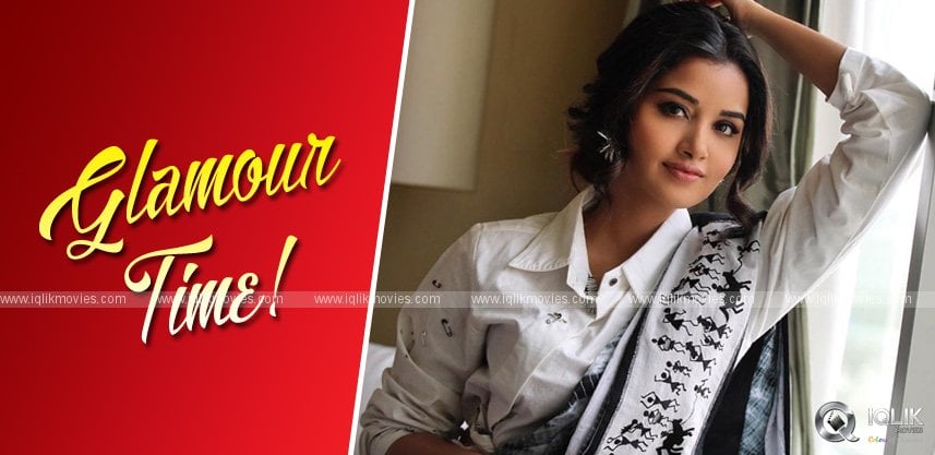 finally-anupama-says-yes-for-glamour
