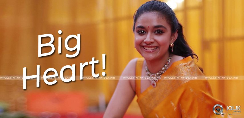 keerthy-proves-her-big-heart-with-gold-coins