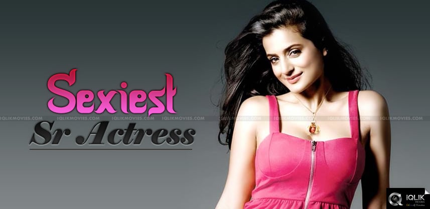 ameesha-patel-sexiest-sr-sctress-on-indian-screen