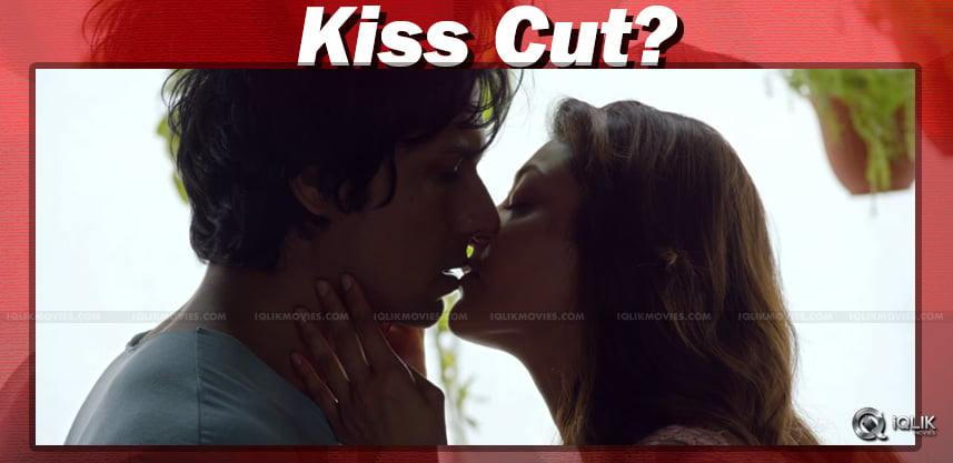 kiss-scene-edit-from-do-lafzon-ki-kahaani