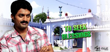 Kalyan-Ram-visits-Ameen-Dargah