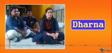 karate-kalyani-dharna-near-chitfund-office