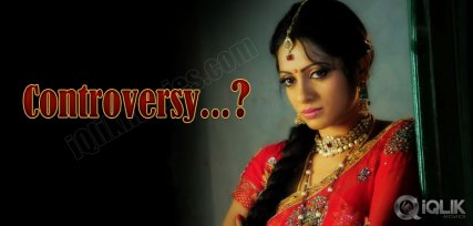 Why-did-Udaya-Bhanu-cry-at-the-press-meet