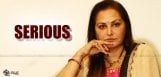 actress-jayaprada-lost-her-cool-on-police-and-medi