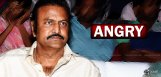 mohan-babu-angry-over-director-at-audio-launch