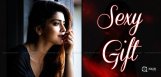 shriya-saran-says-being-sexy-is-a-gift
