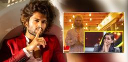 vijay-deverakonda-gives-a-big-surprise-to-his-fan