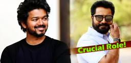 popular-actor-to-play-vijay-father