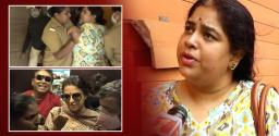 naresh-wife-attacks-pavitra-lokesh