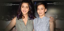 shruti-haasan-and-akshara-haasan-are-same-to-same