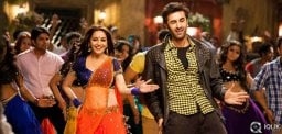 Dancing-diva-sizzles-with-RK
