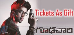 goodachari-fans-gifting-tickets