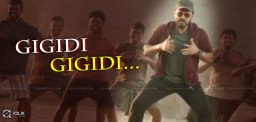 venkatesh-sings-in-guru-movie-details