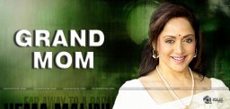 hema-malini-becomes-grand-mother-update