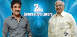 King-enters-Manam-Sets