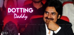 pawan-kalyan-daughters-in-sardaar-shooting