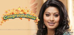 actress-sneha-gives-birth-to-baby-boy