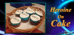 kritisanon-name-on-cupcakes-for-heropanti-screenin