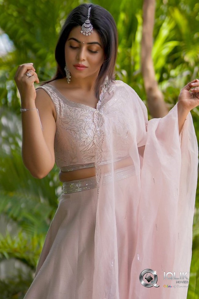 Poorna