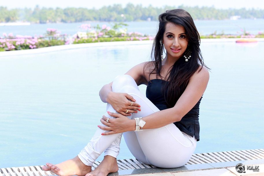 Sanjjanaa