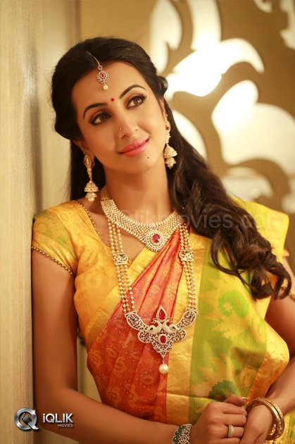 Sanjjanaa