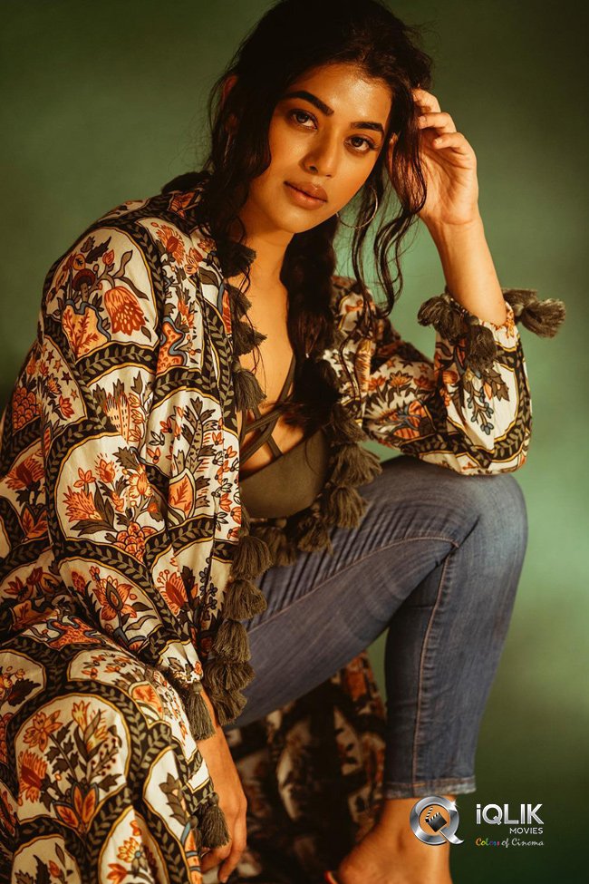 Yamini%20Bhaskar_iqlik123iqlikF61239-2C5