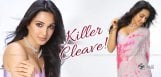 pic-talk-killer-kiaras-cleavage-show